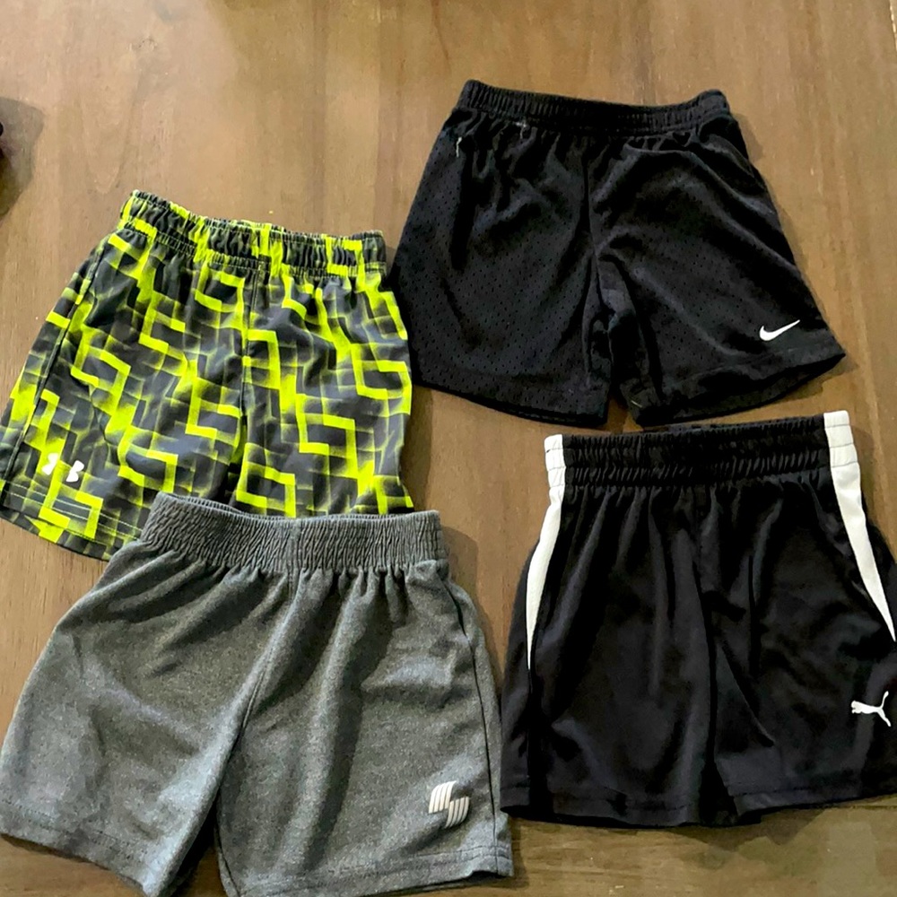 Nikes shorts